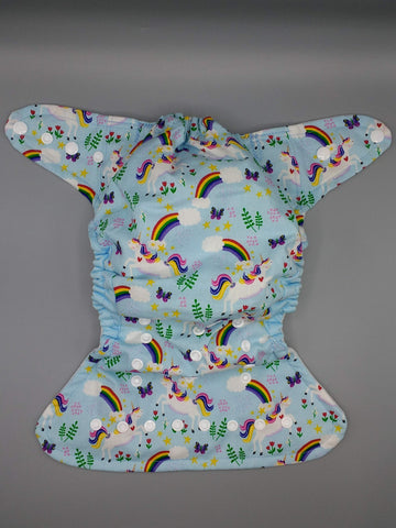 Cloth diaper SassyCloth one size pocket diaper with unicorns cotton print (2).
